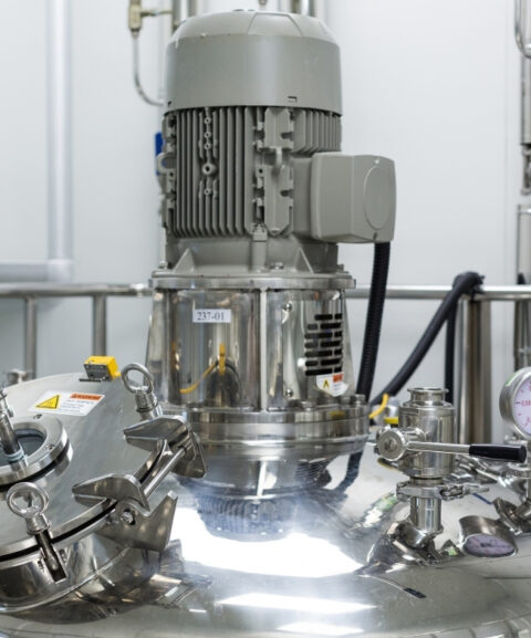 Pumpen-, Kompressor- und Nebenantriebe Pumpen-, Kompressor- und Nebenantriebe